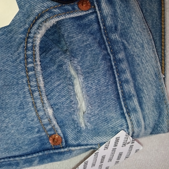 🆕Levi's Urban Outfitters High Rise Wedgie Jeans Distressed Ripped Size 26 - Picture 9 of 14